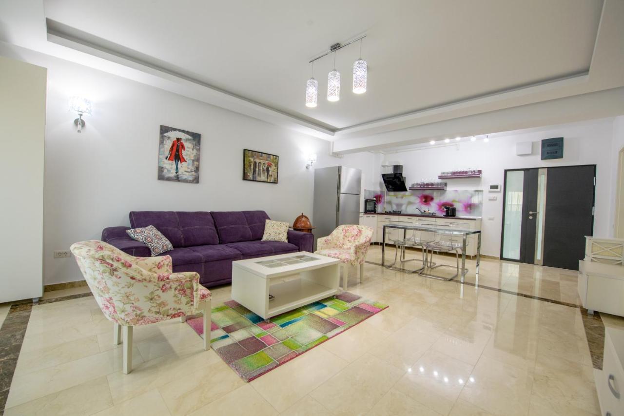 Marble Luxury Apartments Mamaia Ngoại thất bức ảnh