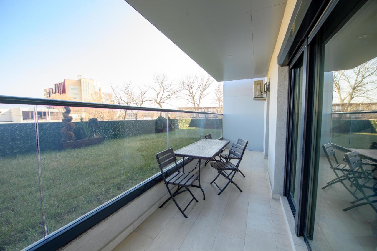 Marble Luxury Apartments Mamaia Ngoại thất bức ảnh